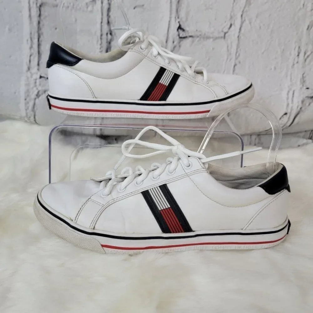 TOMMY Hilfiger Womens White Oneas Classic Low Top Preppy Sneaker Size 10‎ M